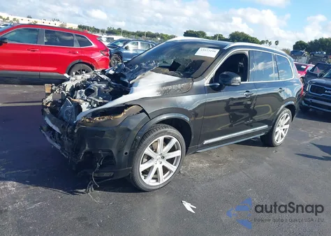 2018 Volvo Xc90 T6 Inscription z USA, uszkodzony, nr VIN YV4A22PL1J1320298